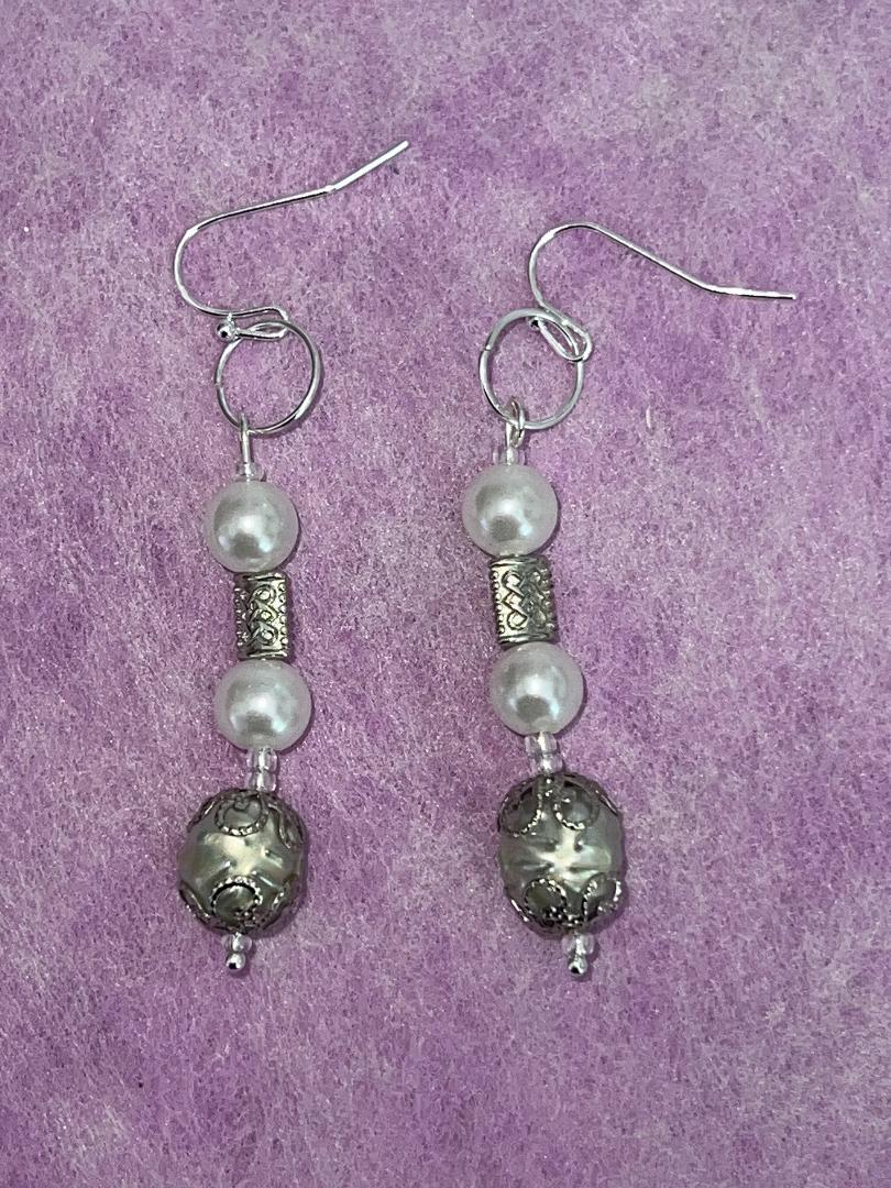 Pair of Handmade Bespoke Silver Plated Pearl Beaded Dangle Earrings - Wedding